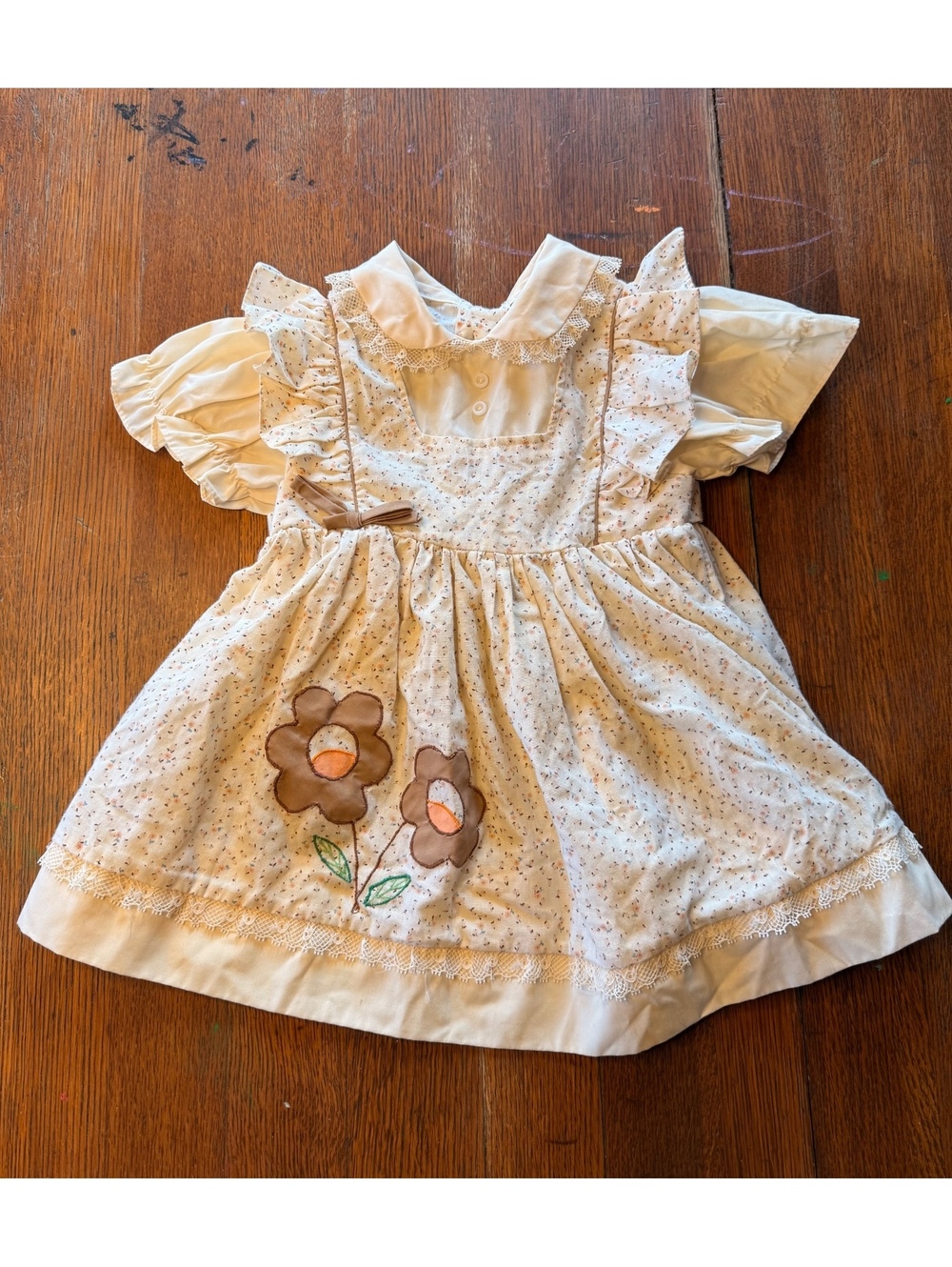 2T Vintage prairie Baby Dress with Floral Appliqué and Lace Trim